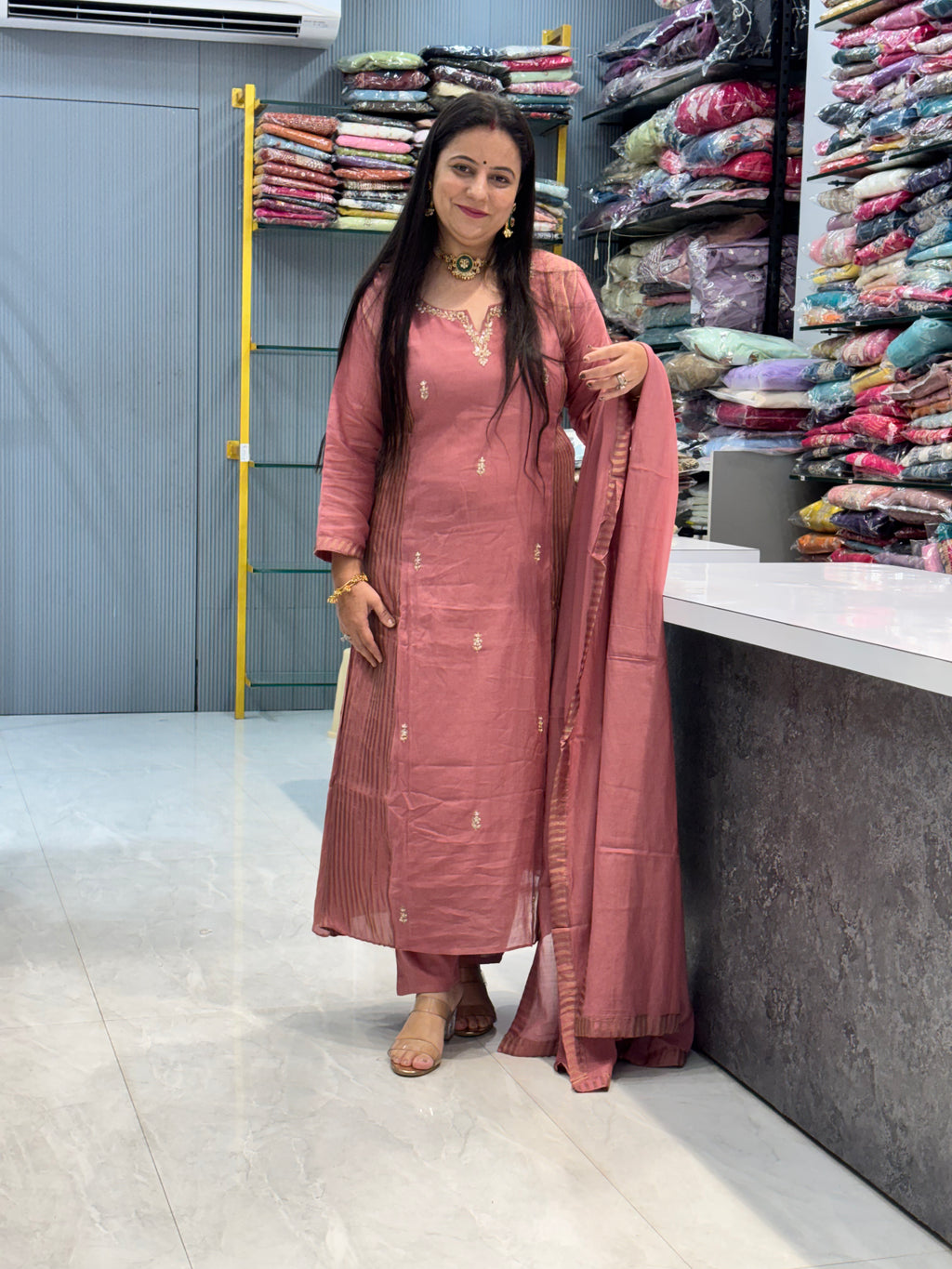 Mulchanderi Suit
