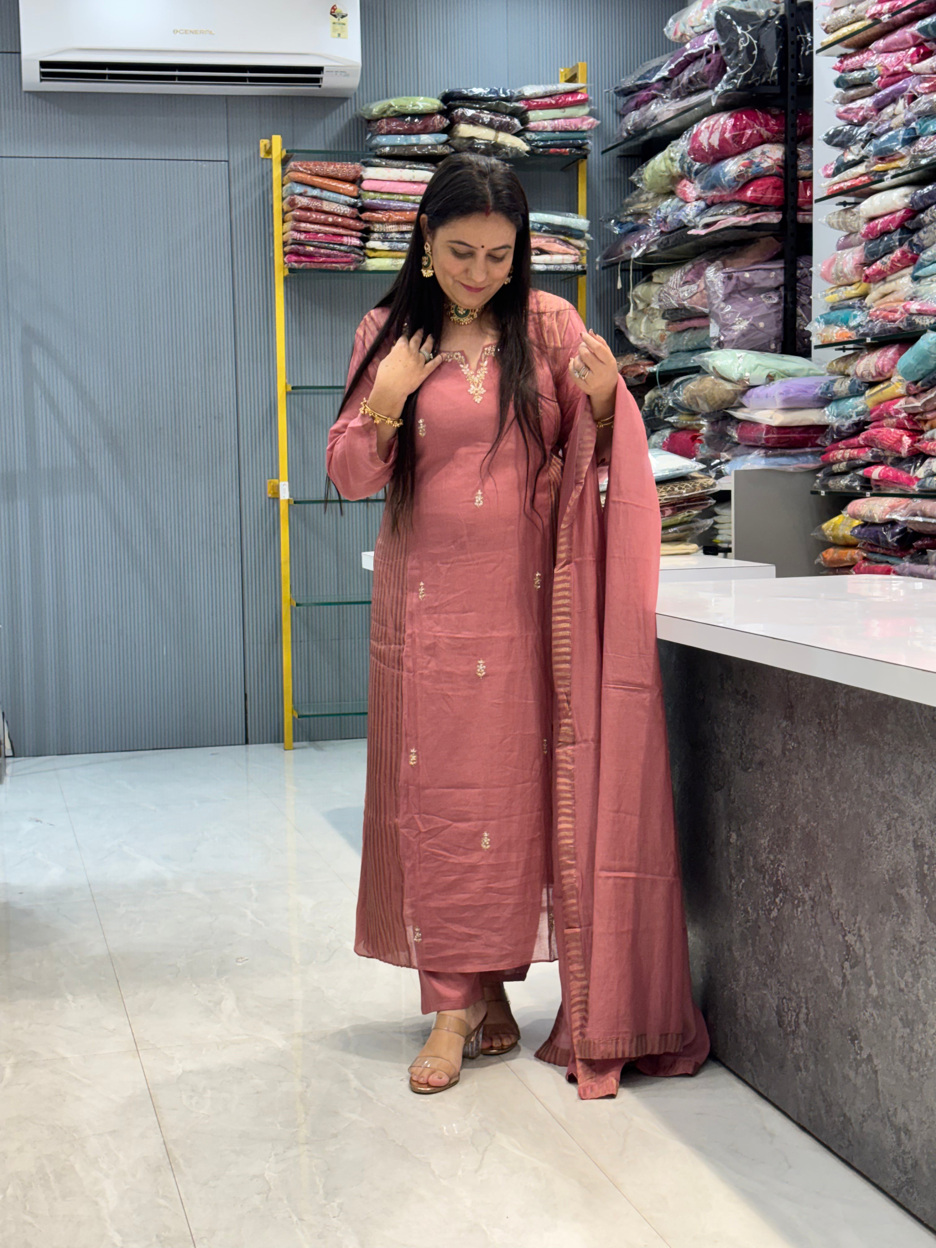 Mulchanderi Suit